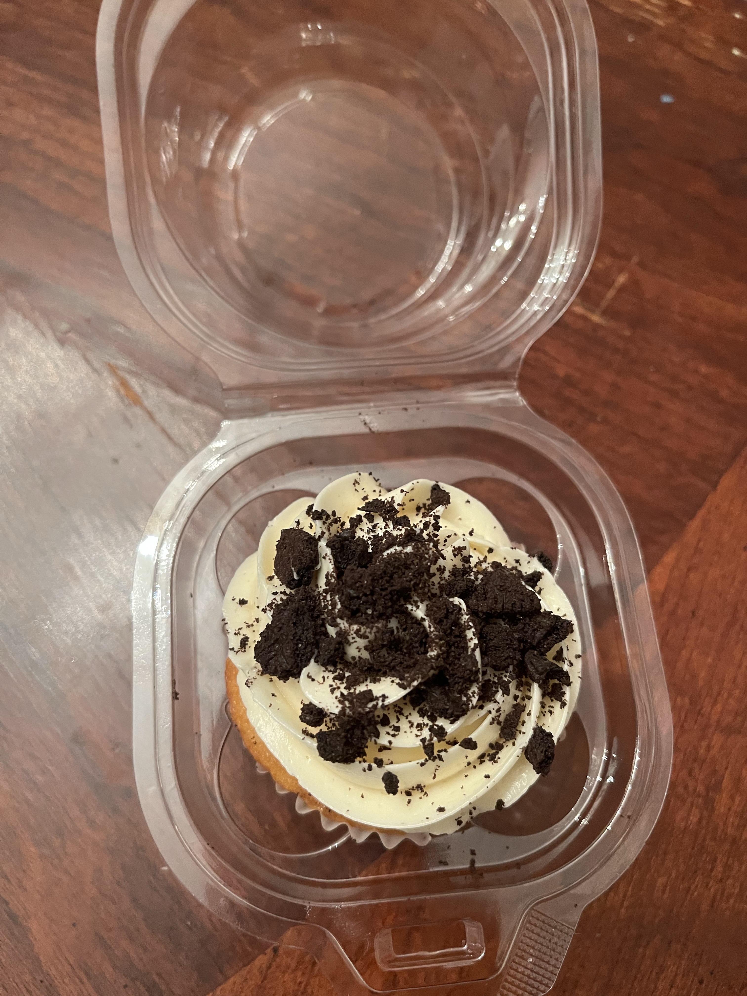 Mega Stuf cupcake