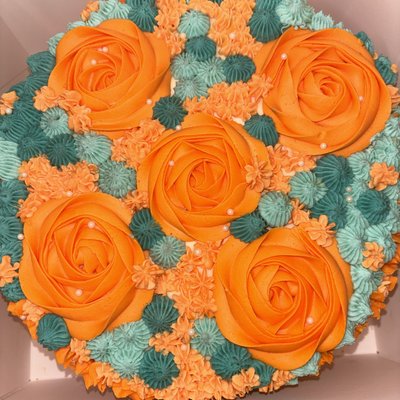 Custom 9in Cake