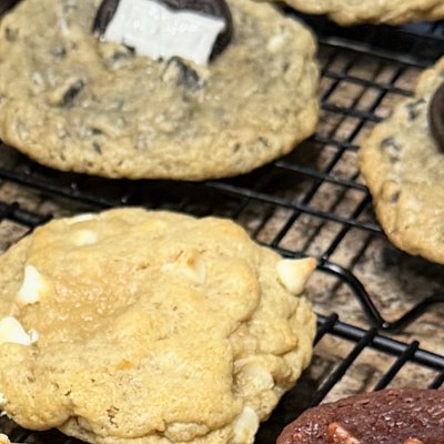 12-Pack Large Bakery Style Premium Assortment Flavors