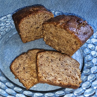 Banana Bread w/ Walnuts