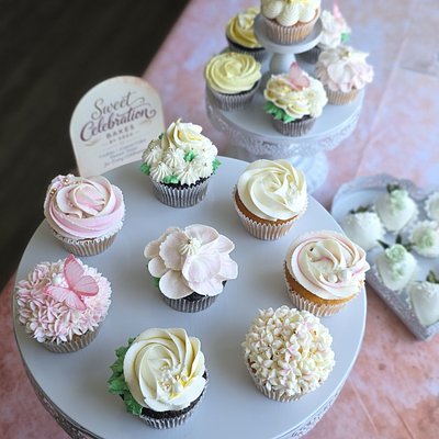 Floral Buttercream Cupcakes 🌸🧁