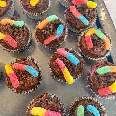 Chocolate Dirt Cupcakes