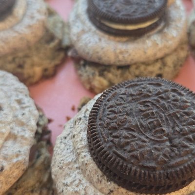 12 Cookies And Cream Milkshake Cookie