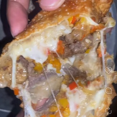 Biggest Eggrollz In Tampa 🤤