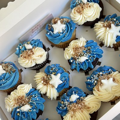 Cupcakes Just Buttercream Decoration 