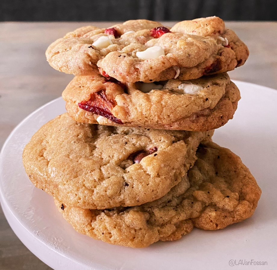 Be My Valentine Strawberries & Cream Sourdough Cookies (6)