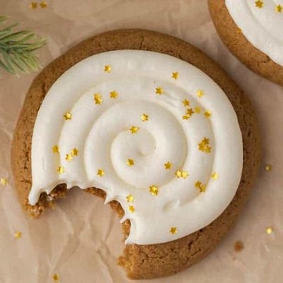Frosted Gingerbread Cookies 