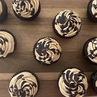 Chocolate Peanut Butter Fudge (One Dozen)