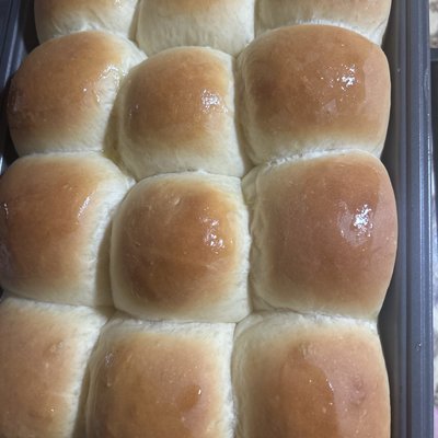 Soft Dinner Rolls