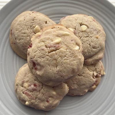 Strawberry Cream Cookies 