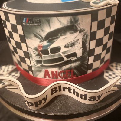 Customized Round Cake