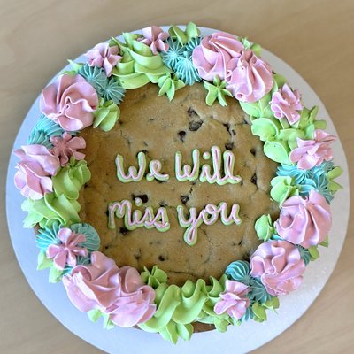 8” Cookie Cake