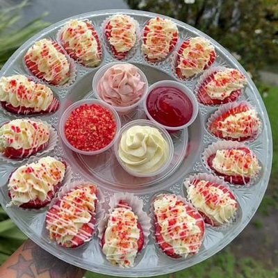 Deviled Cheesecake Stuffed Strawberry Tray