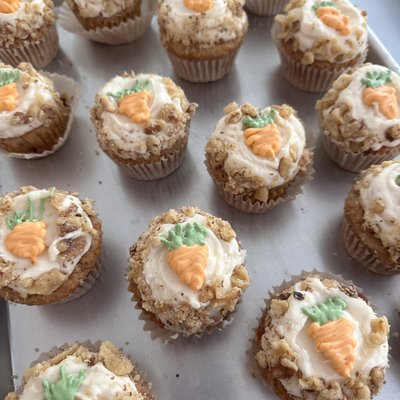 Carrot Cake Cupcakes W/ Cream Chz Frosting 
