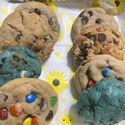 Variety Cookies - 8 Pack