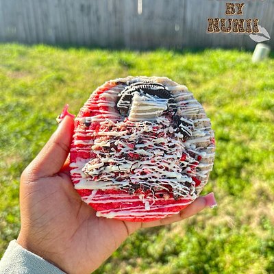 Strawberry Oreo Cookie