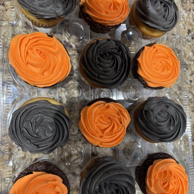 (12)Standard Cupcakes 