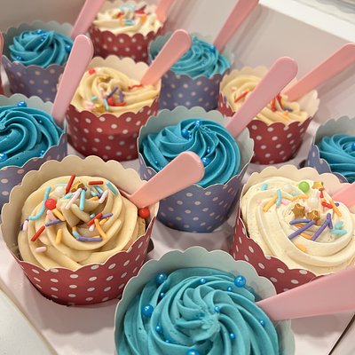 12-Pack Cookie Cupcake Box