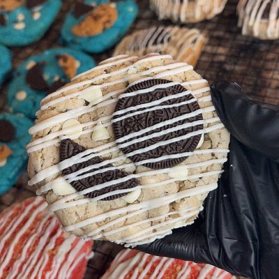 cookies & cream cookie