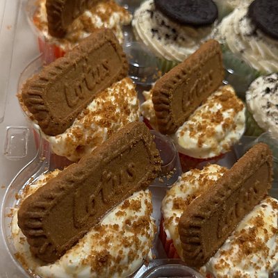 Specialty Cupcakes ( No Design )