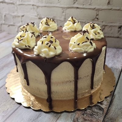 Tiramisu Cake