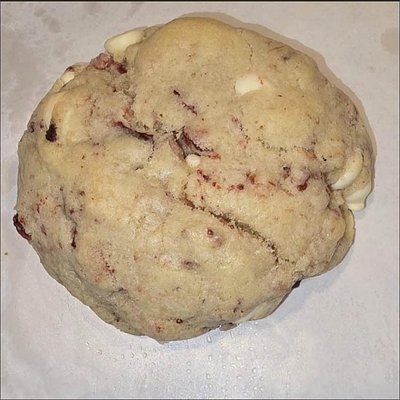 Strawberry and White Chip Cookie (Baker Dozen)