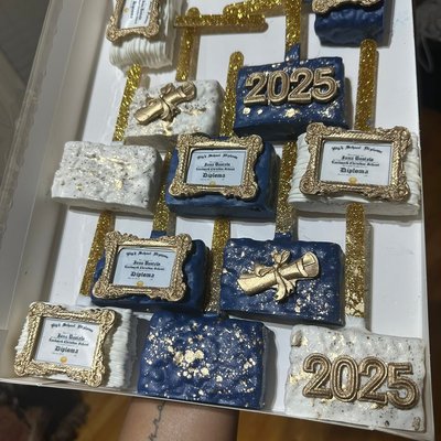 Dipped Rice Krispies 