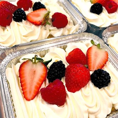 Tres leche Mini Cake