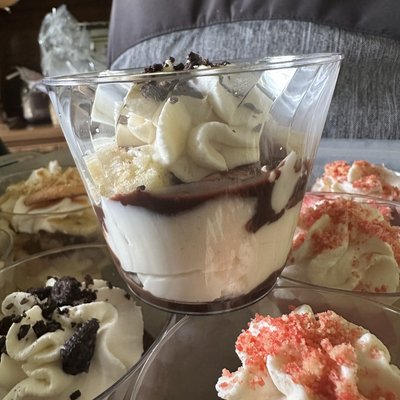 Oreo Cheesecake Trifle Cups (20- 9oz cups)