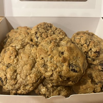 Oatmeal Raisin Cookies Boxed Dozen