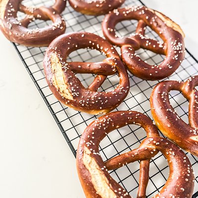 Bavarian Pretzels - dozen