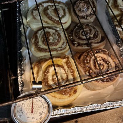 Biscoff Sweet Rolls  4 Count