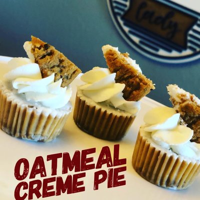 Oatmeal Creme Pie