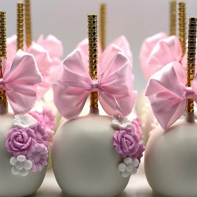 Chocolate Dipped Apples (Half Dozen)