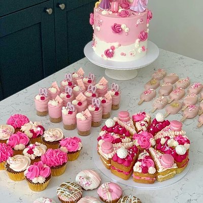 Small Cake Party Package