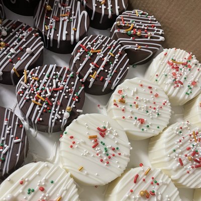 Oreo Pucks Starting At 