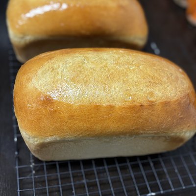 Rich Country Loaf Bread 