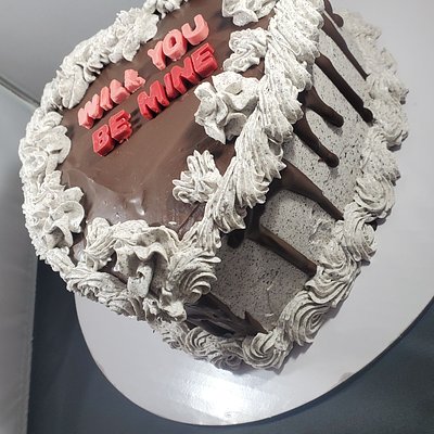 2 Layer 8" Cake