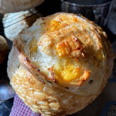 Cheddar Jalapeño Sourdough 