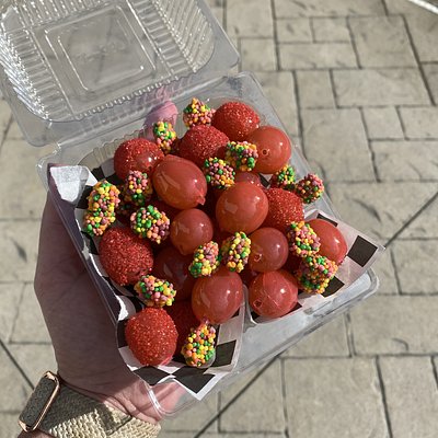 Candy Grapes & Apples