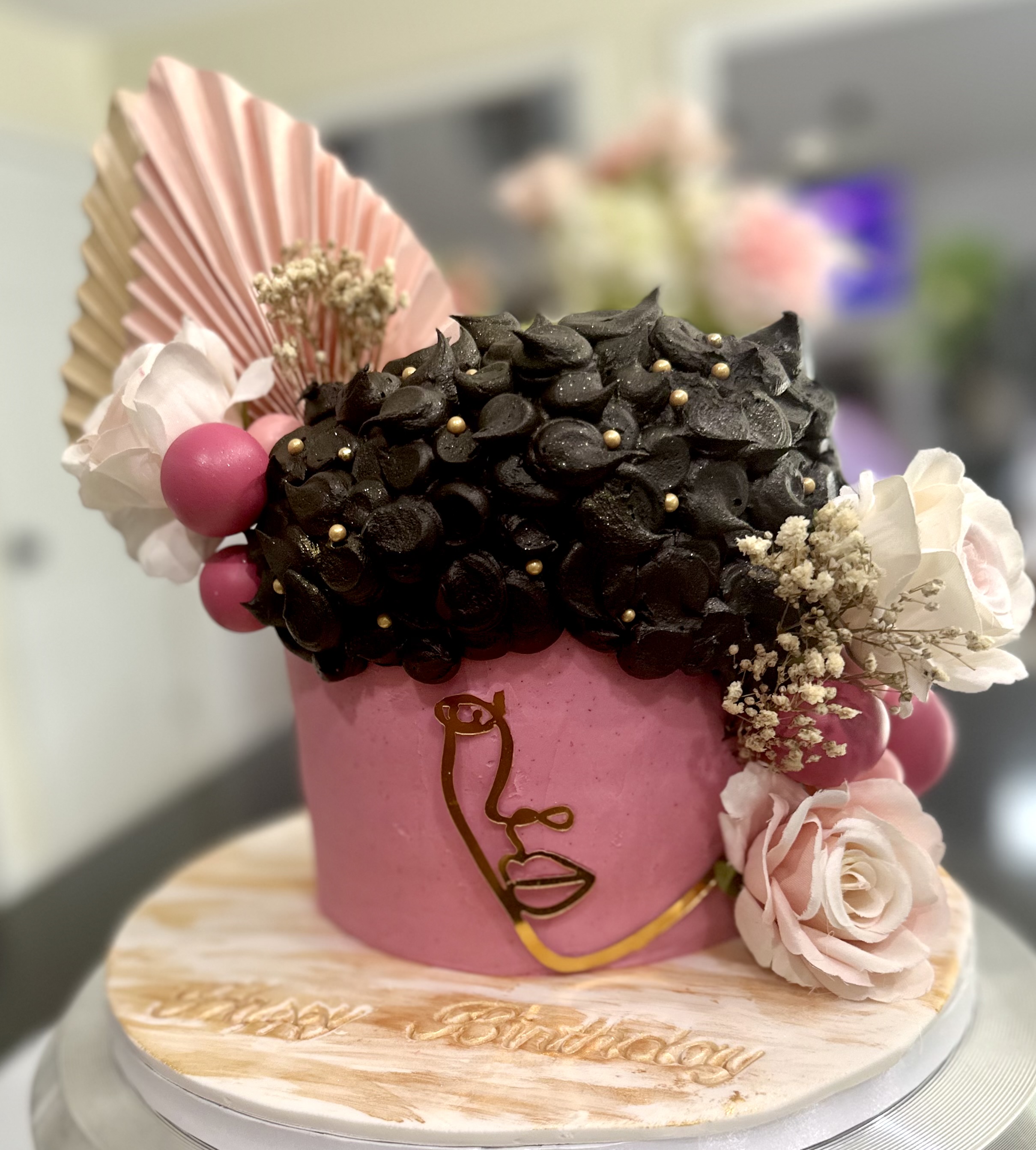 Custom Cakes 