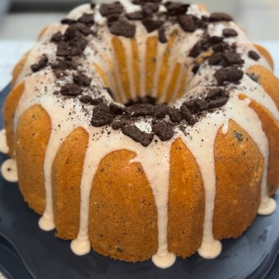 Cookies & Cream Pound Cake 