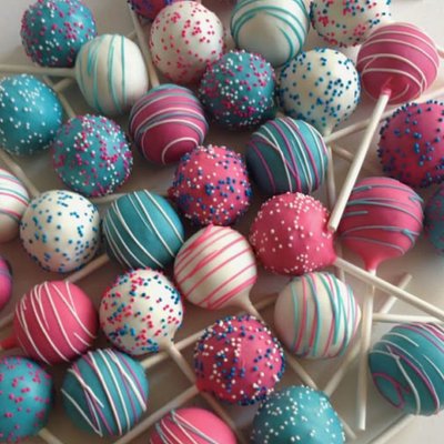 1 Dozen Cake Pops 