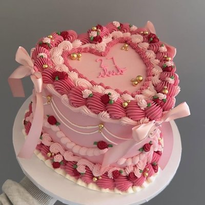 Vintage Heart Shaped Cake