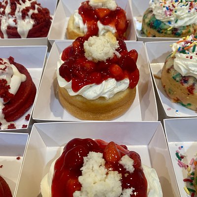 Strawberry Shortcake Mini Cake 