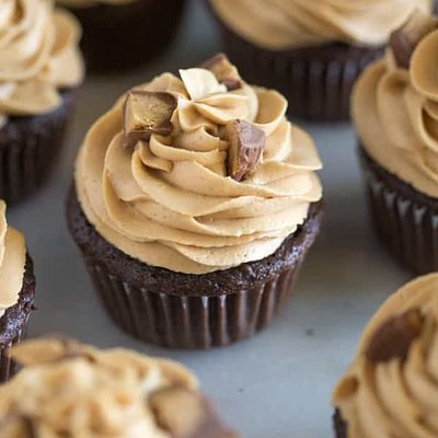 Chocolate Peanut Butter Cup  (Half Dozen)