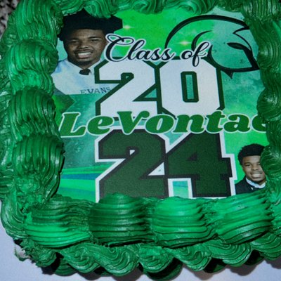 2 Layer 6” Square Cake