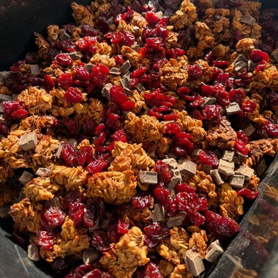7 Oz Dark Chocolate & Cherry Granola