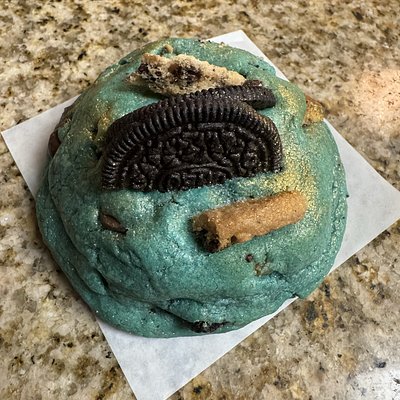 Cookies & Cream Cookie 