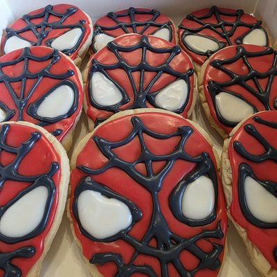 12 Decorated Sugar Cookies